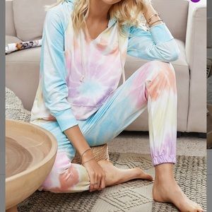 NWOT Tie Dye Matching Hoodie & Jogger Set